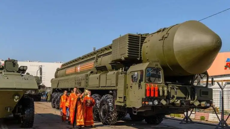 Oreshnik: Russian ballistic missile